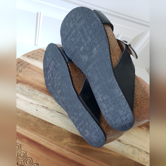 Vionic Danette Wedge Sandals Black Cork Soles - Picture 5 of 5
